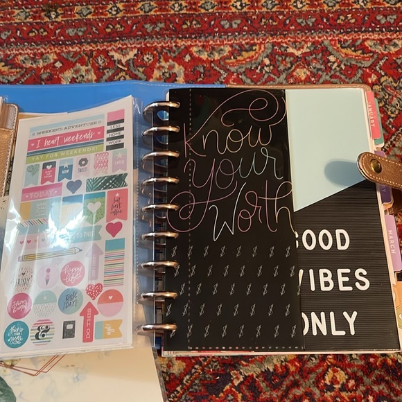 Happy Planner with Inserts - Picture 3 of 16
